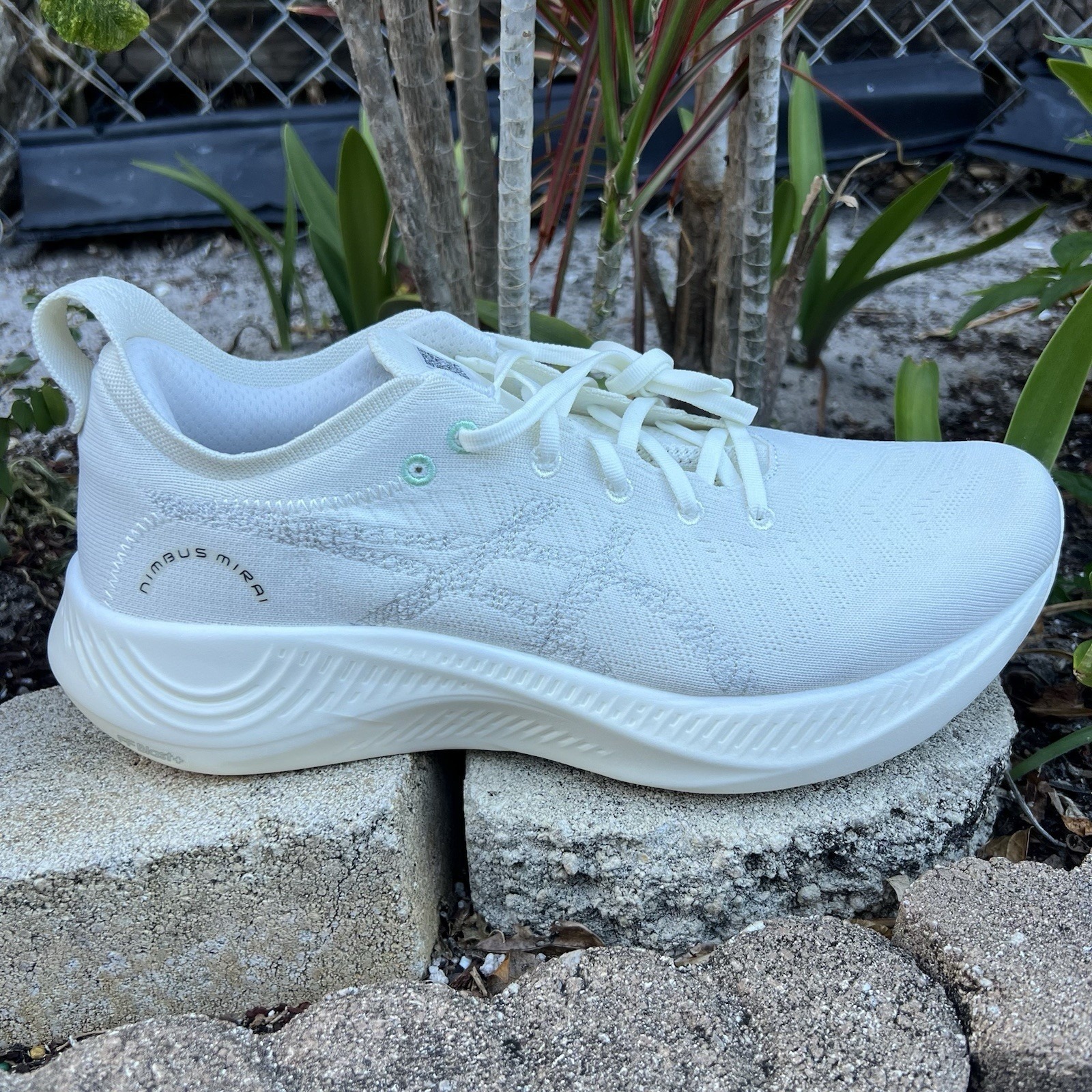 New Size 13 - Asics Nimbus Mirai Cream Beige 1013a138 || Running Gym Walking
